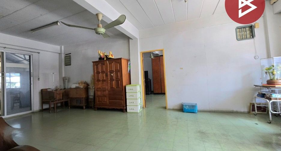 For sale retail Space in Rat Burana, Bangkok