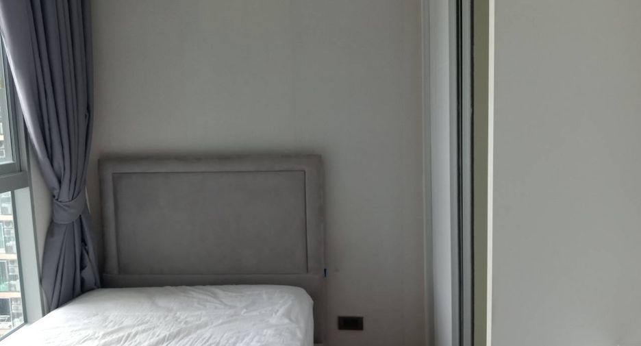Condo en alquiler de 2 habitaciones en Yan Nawa, Bangkok