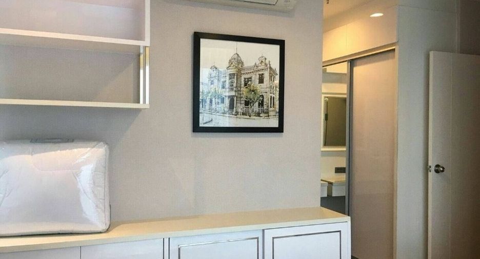 Condo en alquiler de 2 habitaciones en Yan Nawa, Bangkok