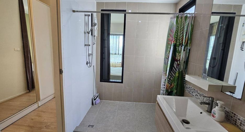 For rent and for sale 2 bedrooms condo in Suan Luang, Bangkok