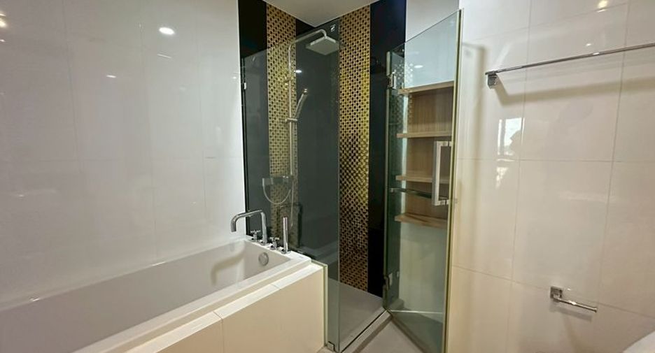 For sale 1 Beds condo in Si Racha, Chonburi