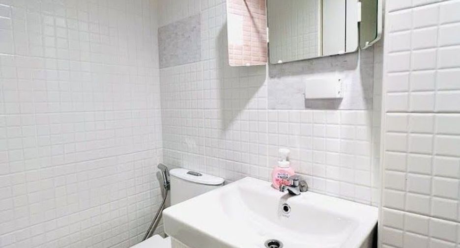 For rent 5 bedrooms hotel in Bang Rak, Bangkok