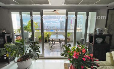 For sale 3 bedrooms condo in Watthana, Bangkok