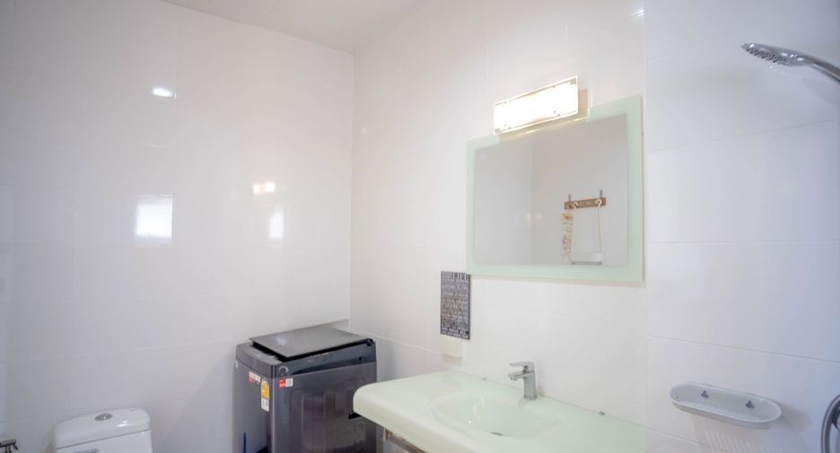 À vendre 2 chambres condo à Klaeng, Rayong