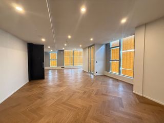 For sale 4 bedrooms condo in Khlong Toei, Bangkok