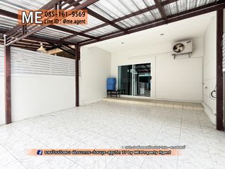 For sale 4 bedrooms townhouse in Suan Luang, Bangkok