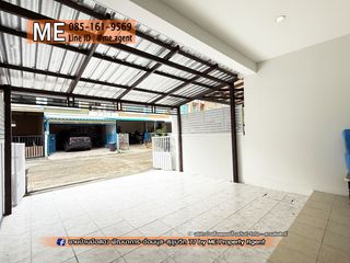 For sale 4 bedrooms townhouse in Suan Luang, Bangkok