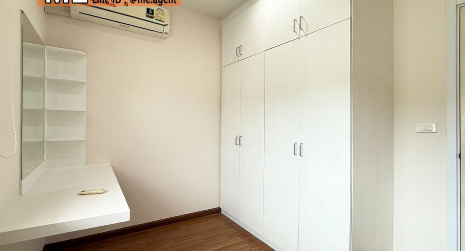 For sale 4 bedrooms townhouse in Suan Luang, Bangkok