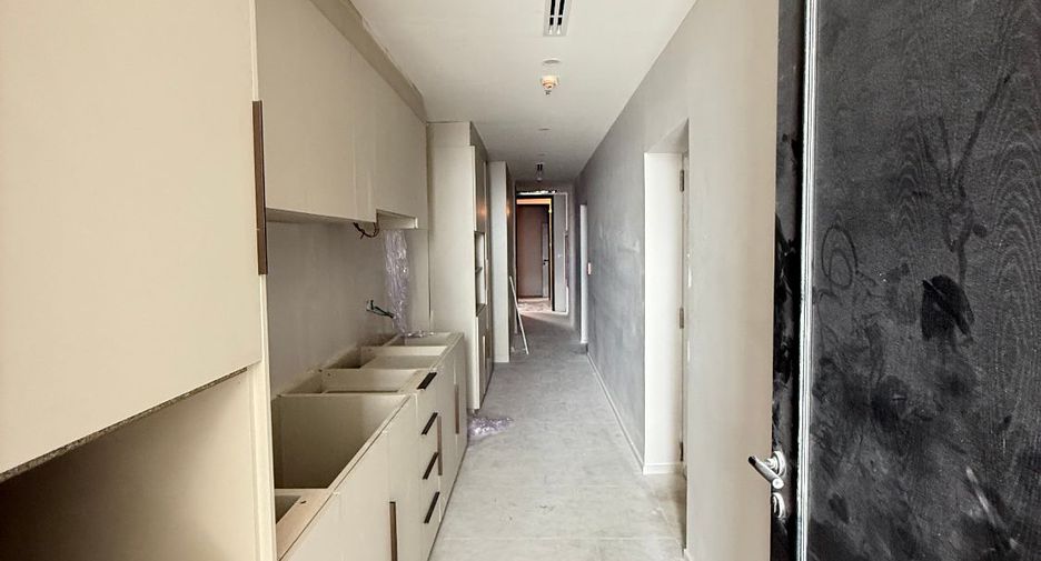 À vendre 5 chambres condo à Khlong Toei, Bangkok