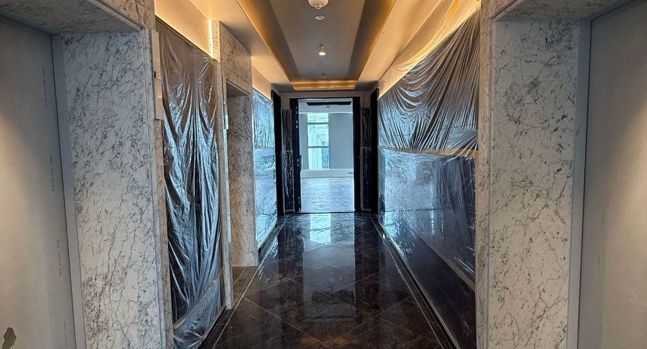 À vendre 5 chambres condo à Khlong Toei, Bangkok
