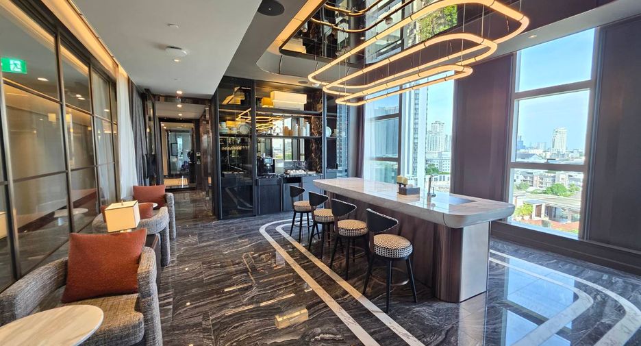 À vendre 5 chambres condo à Khlong Toei, Bangkok