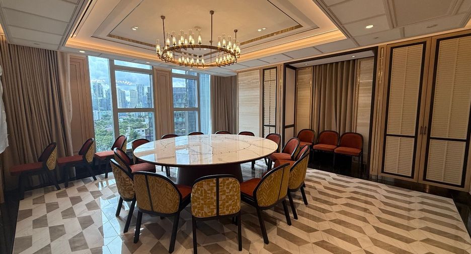 À vendre 5 chambres condo à Khlong Toei, Bangkok