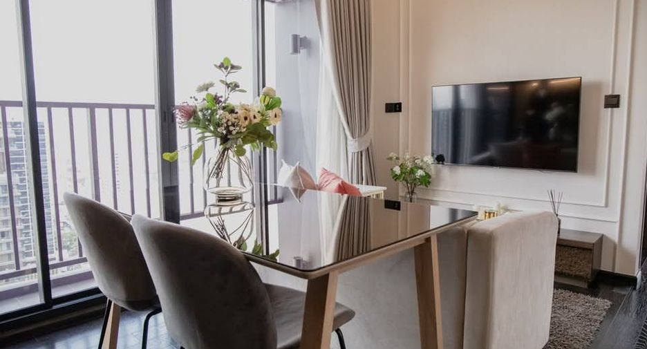 For rent 2 ベッドルーム condo in Watthana, Bangkok