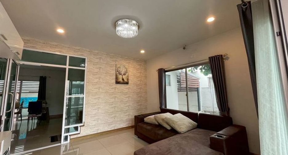 For rent and for sale 3 bedrooms house in Si Racha, Chonburi