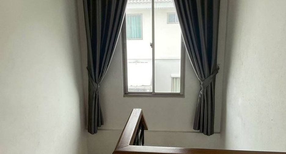For rent and for sale 3 bedrooms house in Si Racha, Chonburi