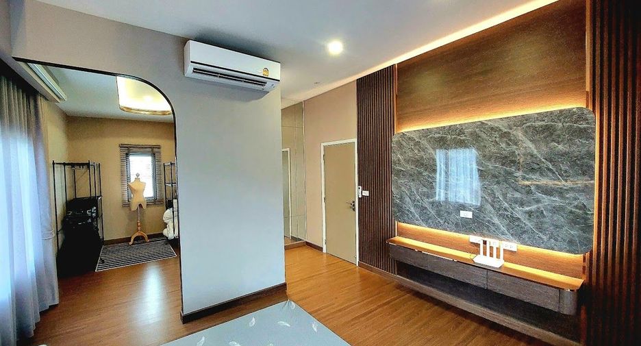 出租 和 出售 4 卧室 独立屋 在 Lat Krabang, 曼谷