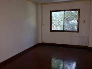 Haus zur Miete mit 5 Zimmer in Watthana, Bangkok