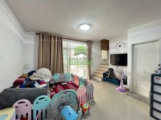 Reihenhaus zur Miete und zum Kauf mit 4 Zimmer in Don Mueang, Bangkok