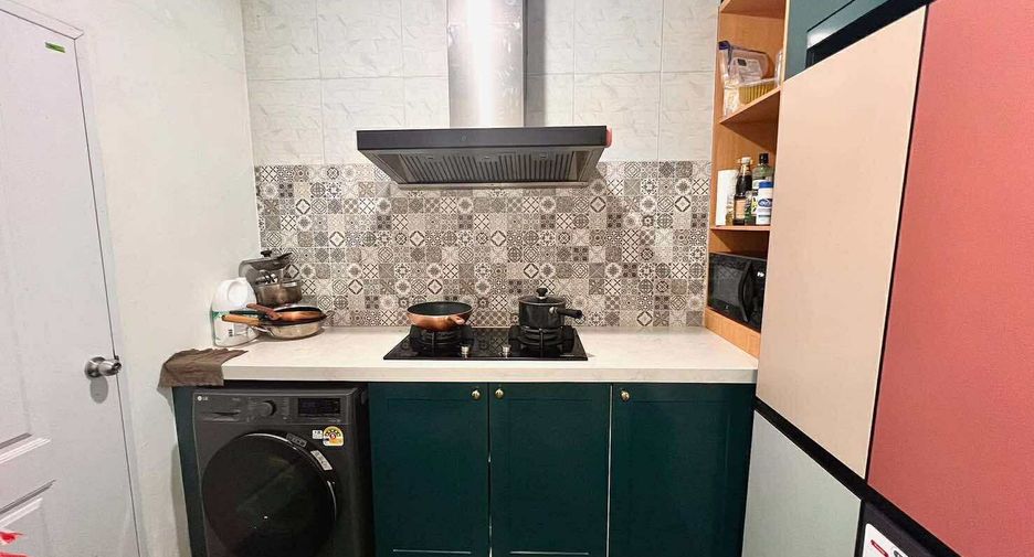 For rent 4 bedrooms house in Mueang Phuket, Phuket