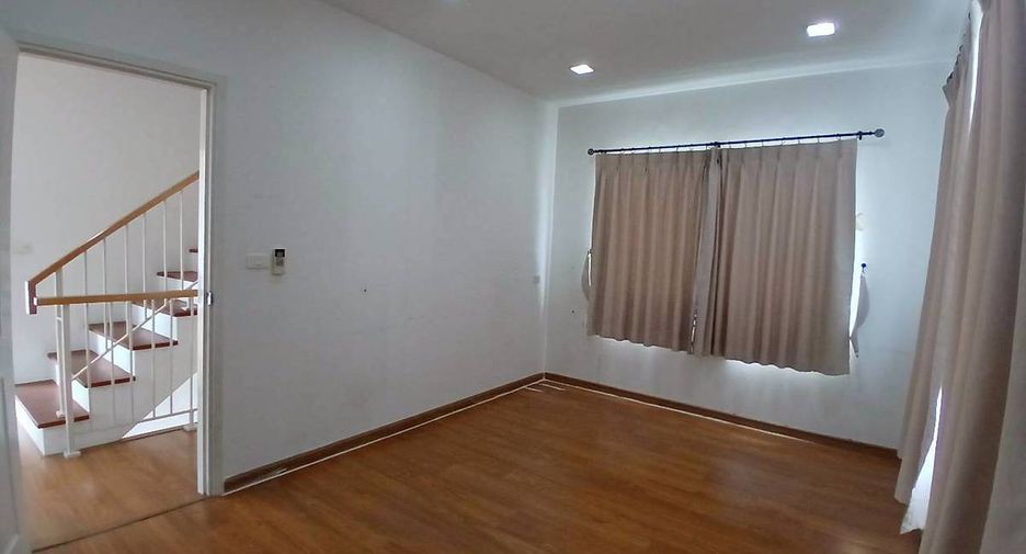 For rent 5 bedrooms house in Sai Mai, Bangkok