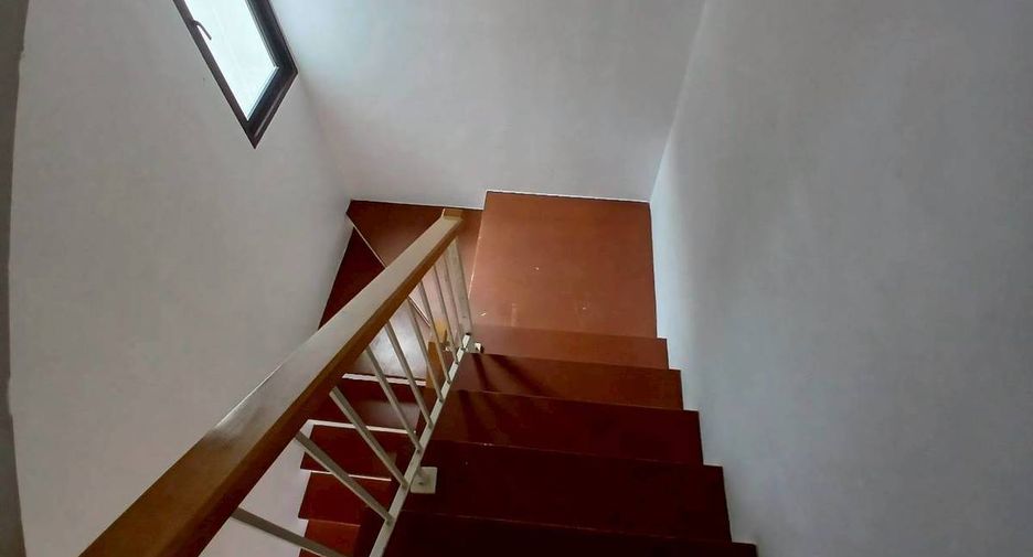 For rent 5 bedrooms house in Sai Mai, Bangkok