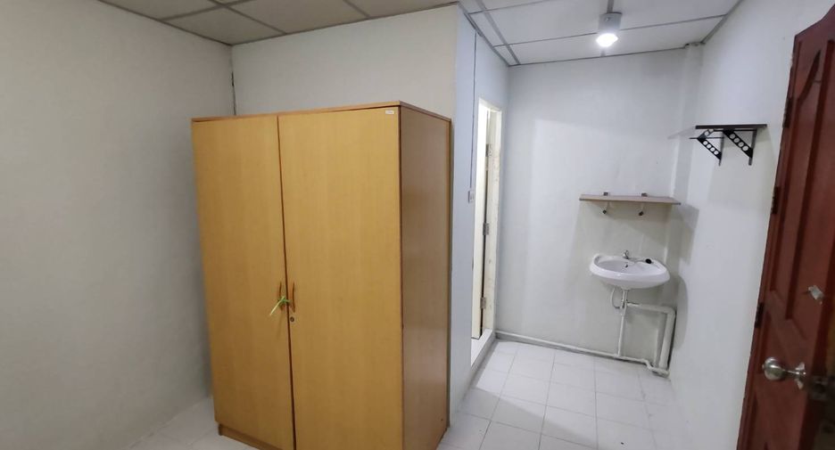 Casa en venta de 3 habitaciones en Bang Sue, Bangkok