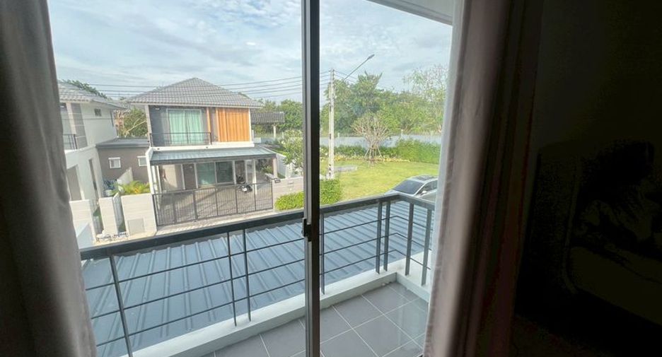 For sale 3 bedrooms house in Bang Lamung, Chonburi