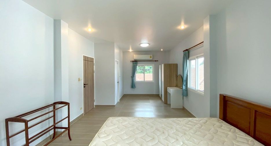 For rent 3 bedrooms house in Mueang Chiang Mai, Chiang Mai