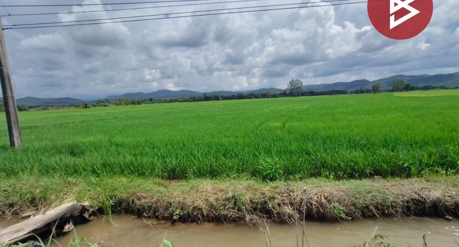 À vendre terrain à Thong Saen Khan, Uttaradit