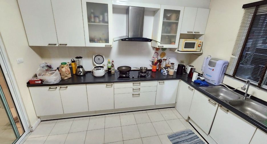 For sale 3 bedrooms house in Pak Kret, Nonthaburi