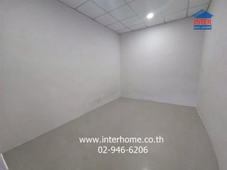 For sale 2 bedrooms townhouse in Lat Krabang, Bangkok