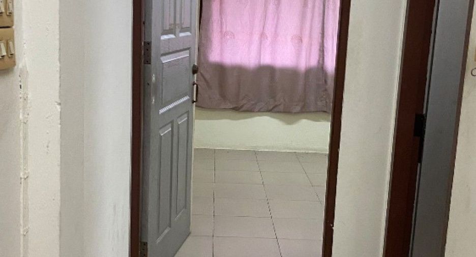 For sale retail Space in Thanyaburi, Pathum Thani