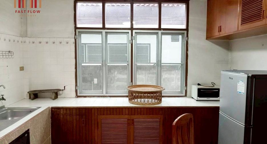 For sale 3 bedrooms house in Pak Kret, Nonthaburi