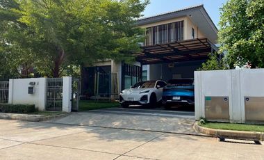 For sale 4 bedrooms house in Mueang Pathum Thani, Pathum Thani