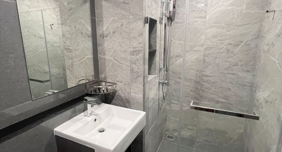 For sale 1 bed condo in Watthana, Bangkok