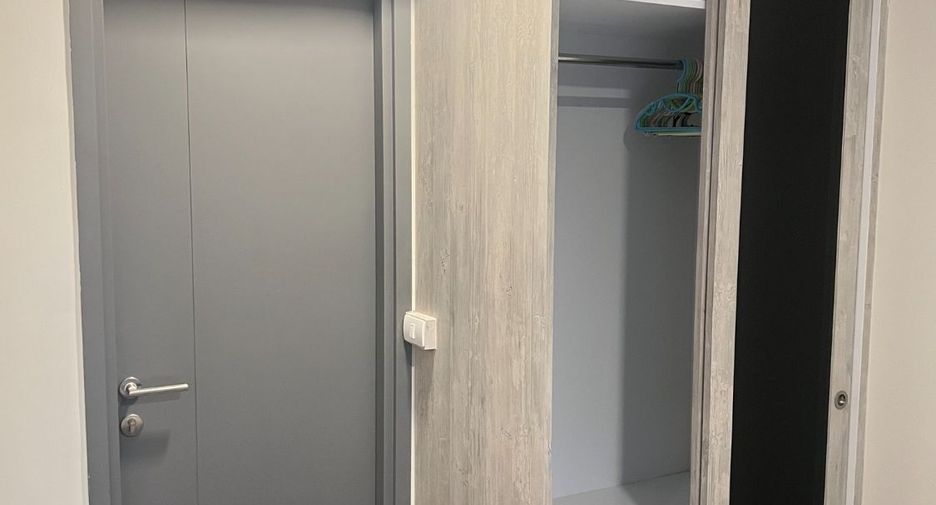 For sale 1 bed condo in Watthana, Bangkok