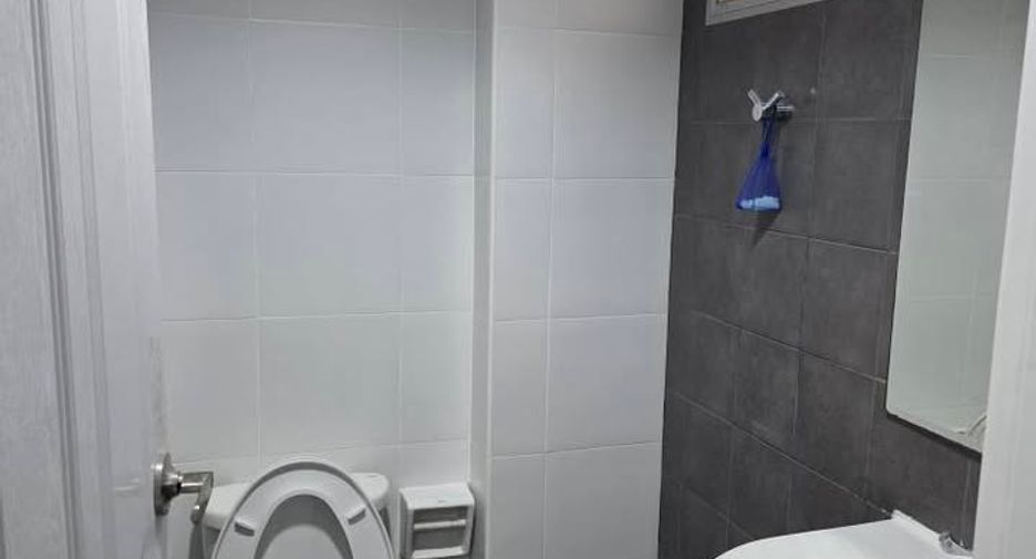 À vendre 1 chambre condo à Phra Khanong, Bangkok