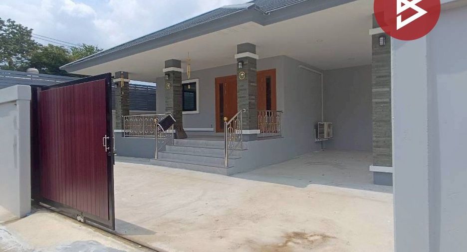 For sale 4 bedrooms house in Nong Khaem, Bangkok