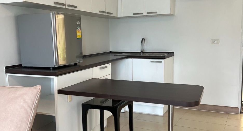 For sale 1 bed condo in Bang Na, Bangkok