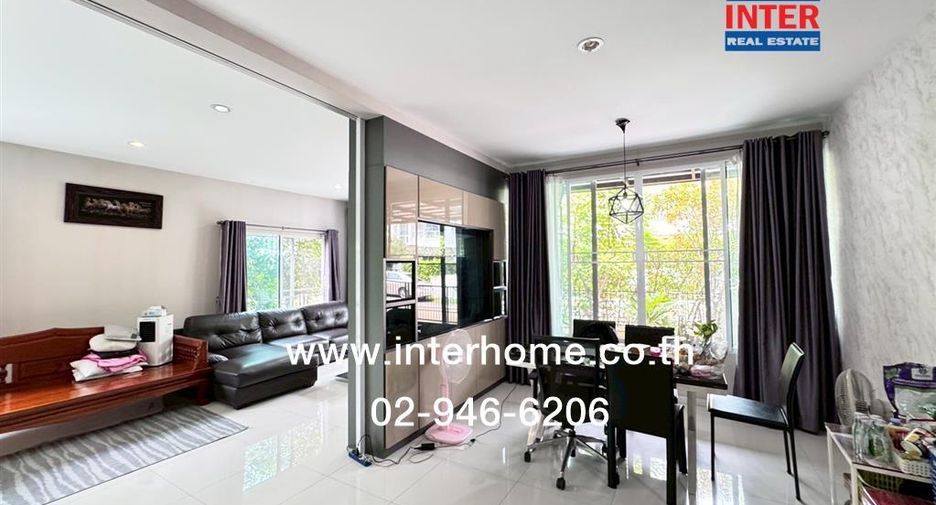For sale 3 bedrooms house in Mueang Pathum Thani, Pathum Thani