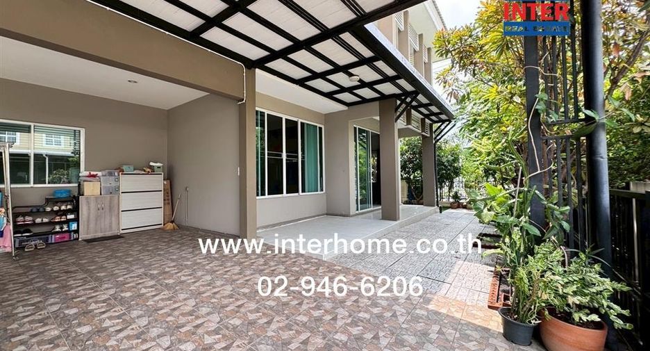 For sale 3 bedrooms house in Mueang Pathum Thani, Pathum Thani