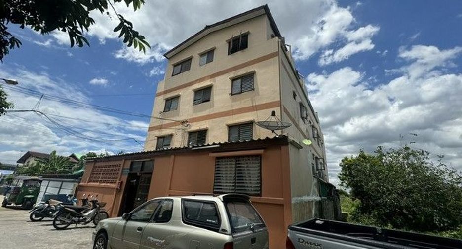 For sale 40 bedrooms apartment in Bang Khae, Bangkok