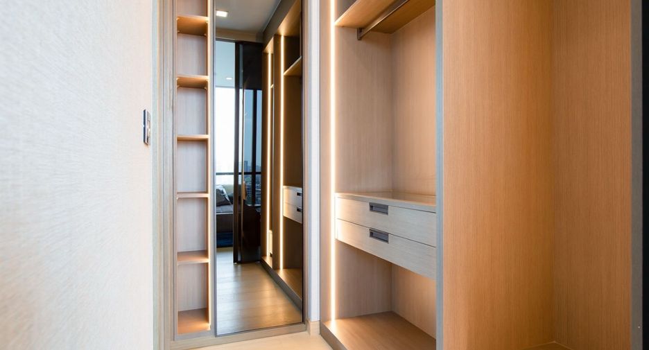 Wohnung zur Miete mit 2 Zimmer in Watthana, Bangkok