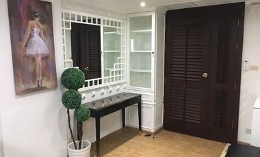 Продажа 3 спальни кондо в Кхлонг Тоеи, Бангкок
