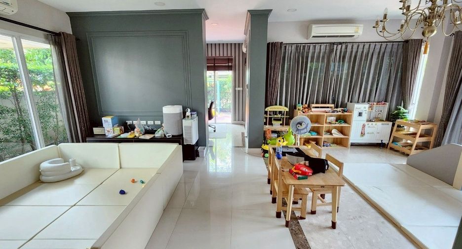 Casa en venta de 4 habitaciones en Mueang Nonthaburi, Nonthaburi