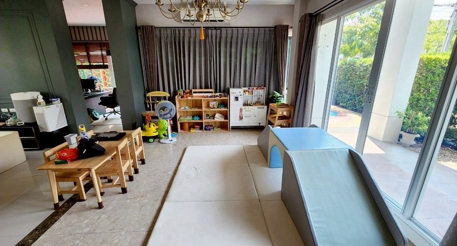 Casa en venta de 4 habitaciones en Mueang Nonthaburi, Nonthaburi