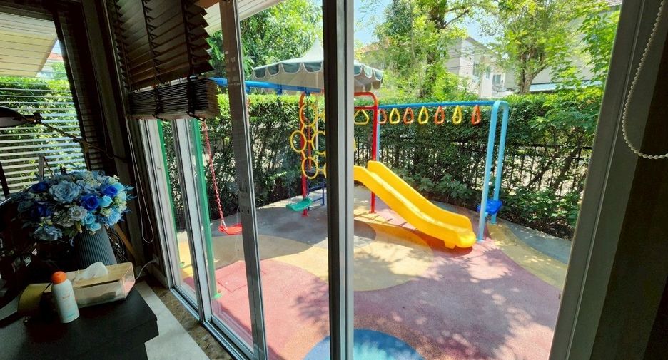 Casa en venta de 4 habitaciones en Mueang Nonthaburi, Nonthaburi
