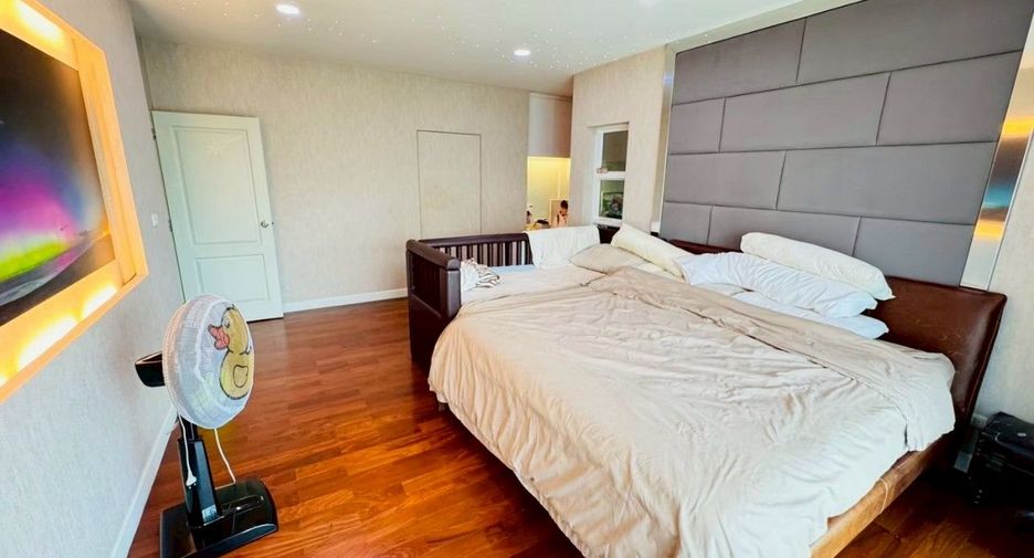 Casa en venta de 4 habitaciones en Mueang Nonthaburi, Nonthaburi