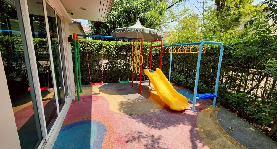 Casa en venta de 4 habitaciones en Mueang Nonthaburi, Nonthaburi