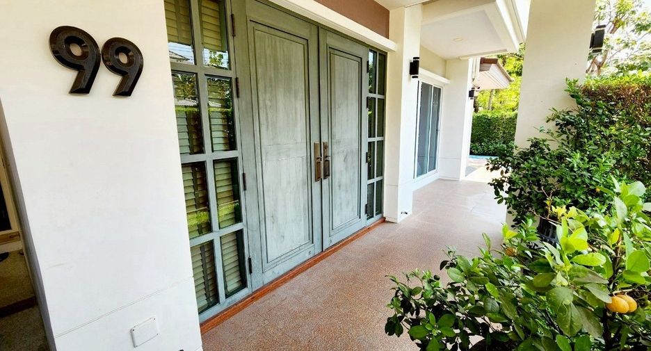 Casa en venta de 4 habitaciones en Mueang Nonthaburi, Nonthaburi
